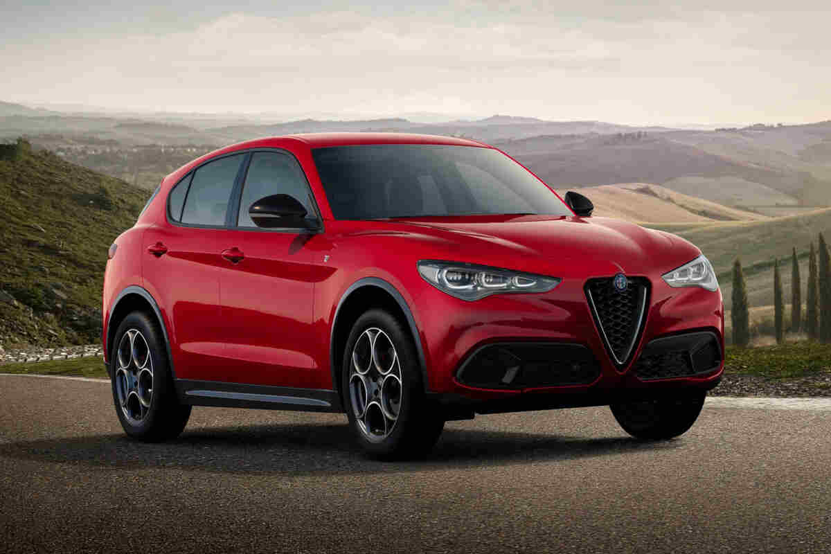 Alfa Romeo Stelvio su strada