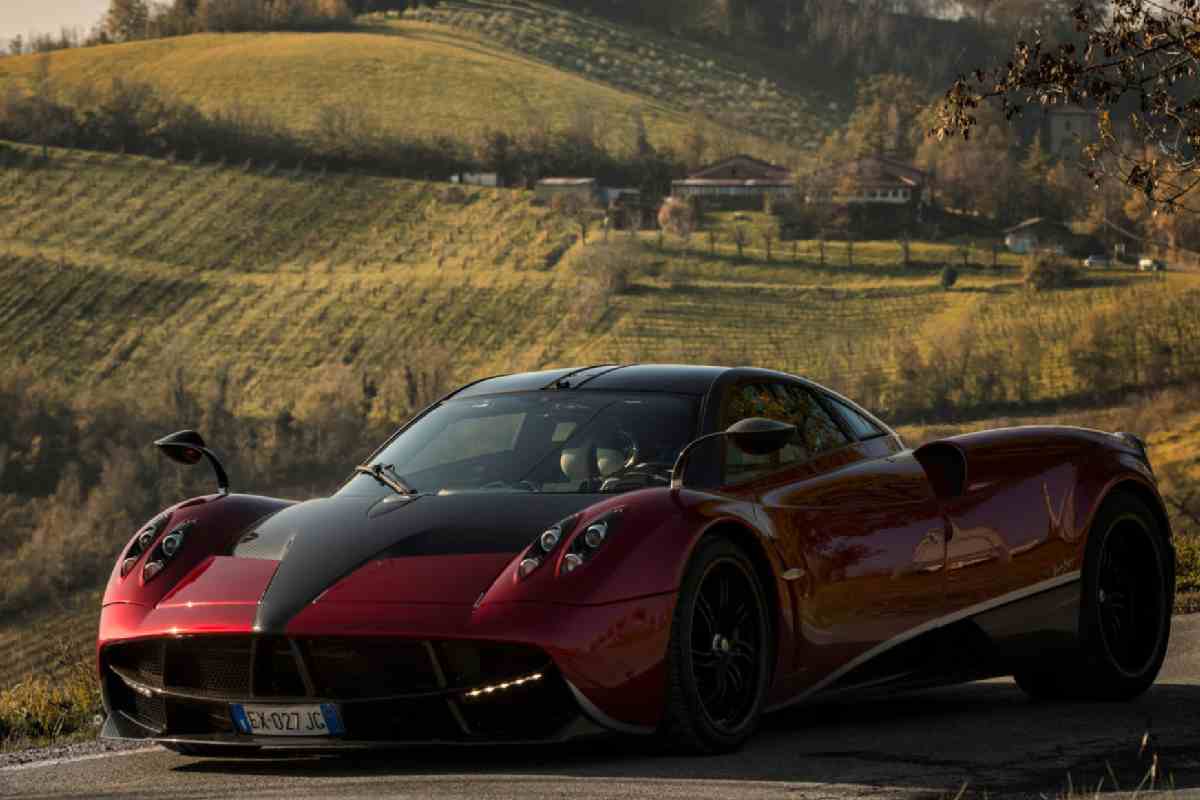 Pagani Huayra, una delle hypercar in commercio