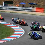 Moto da gara su un circuito