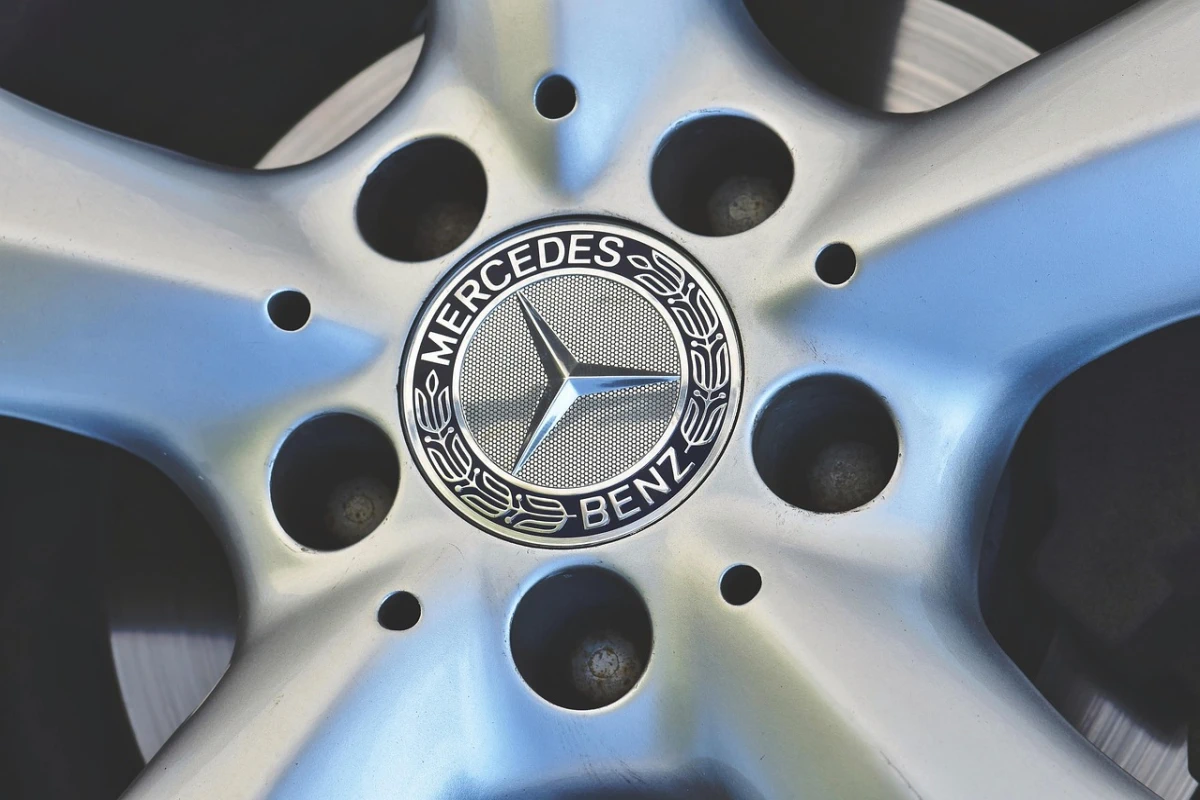 Mercedes